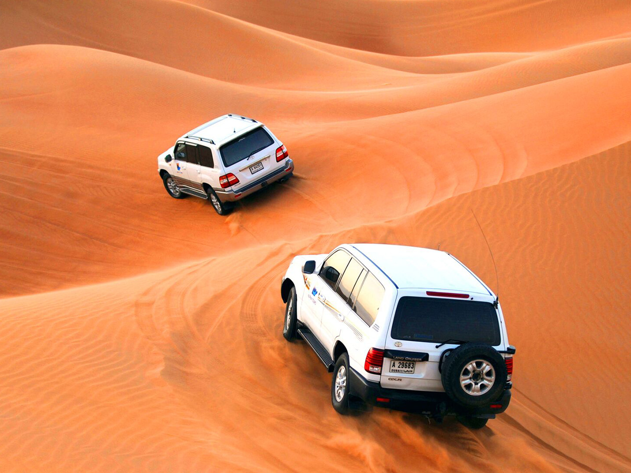 Jeeps desert Dubai tour