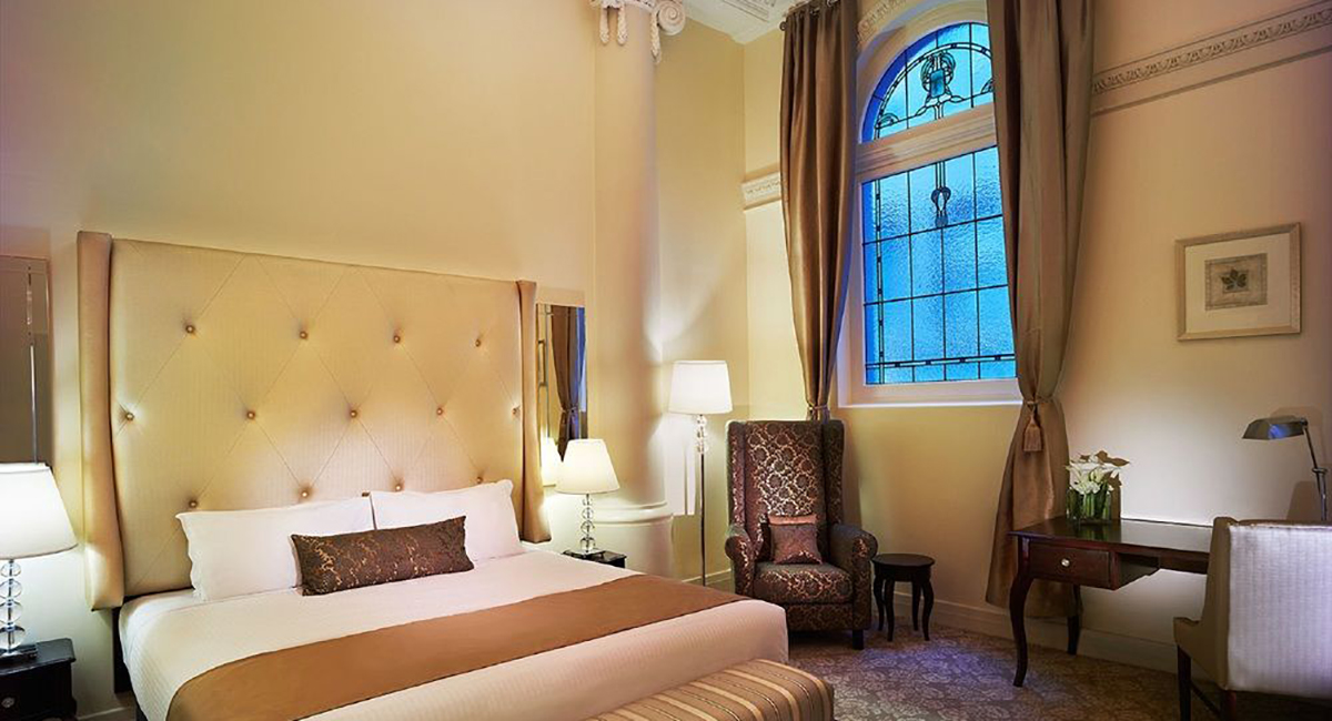Rendezvous Hotel