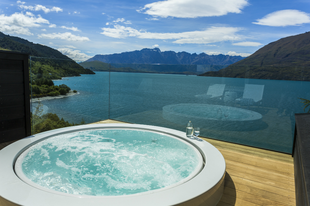 Hot tub at Matakauri Lodge