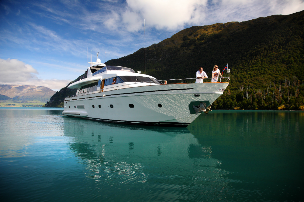 Private yacht charter at Eichardt's hotel
